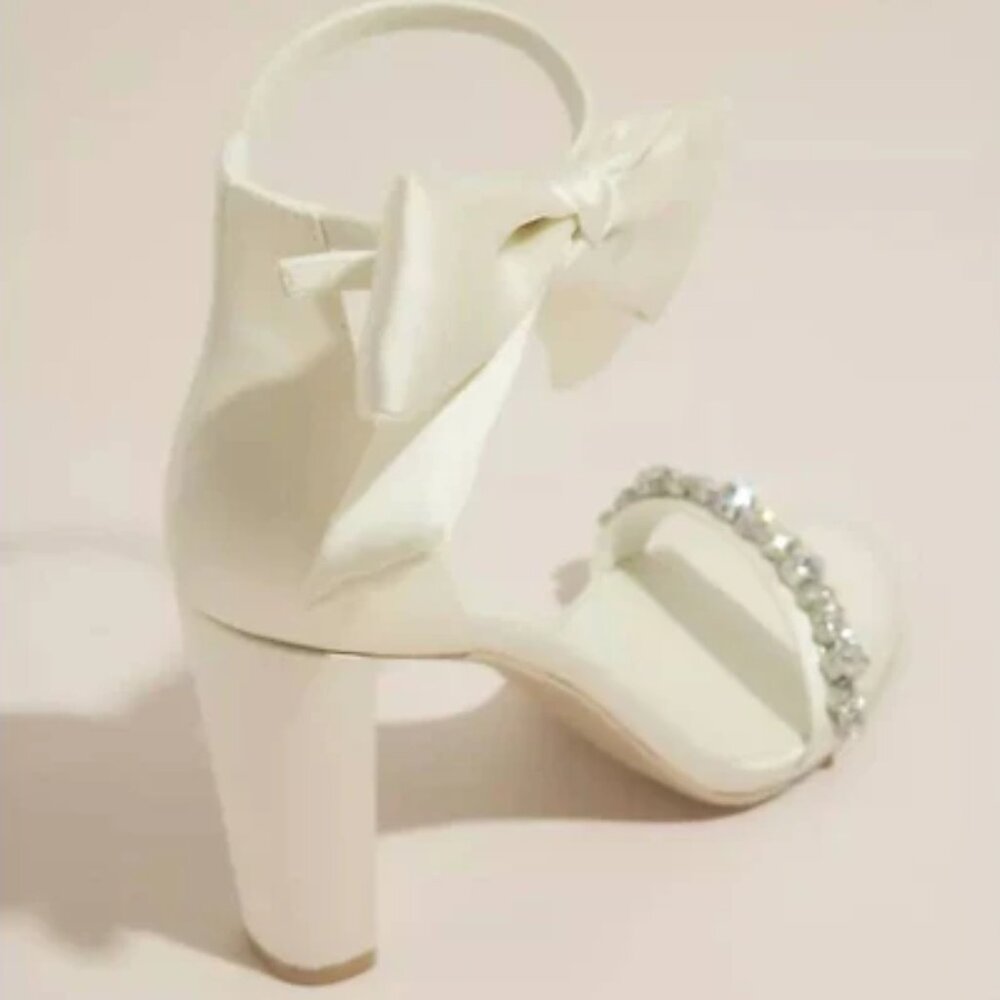 Oleg Cassini Ankle Bow Crystal Strap Heeled Melania Sandals Sz 9 NWT - Picture 5 of 12